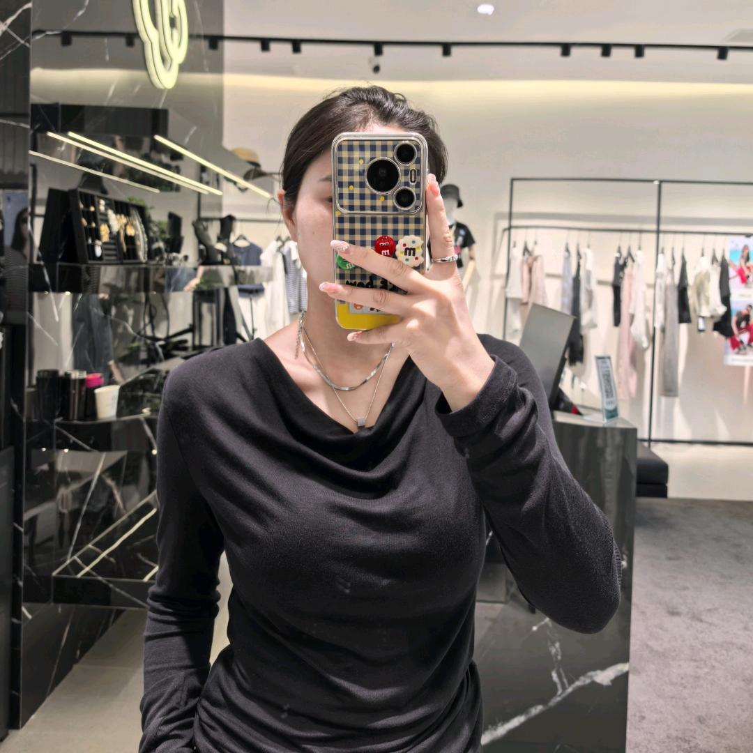 黔西卡尚女装-小吉