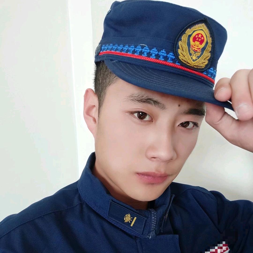 是阿王吖！🚒