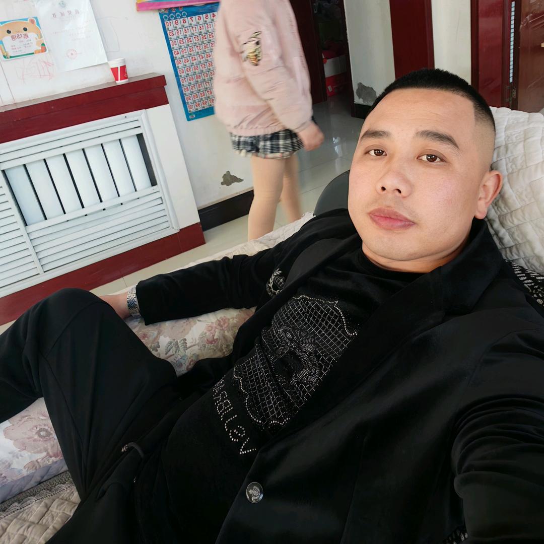 曹师龙镇驴肉官方号