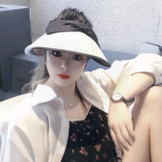 你的笑很夕阳✧*。٩(ˊωˋ*)و✧*。