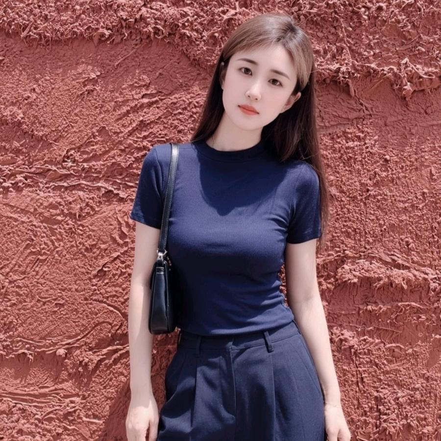 《西吉中心二楼觅恋女装》