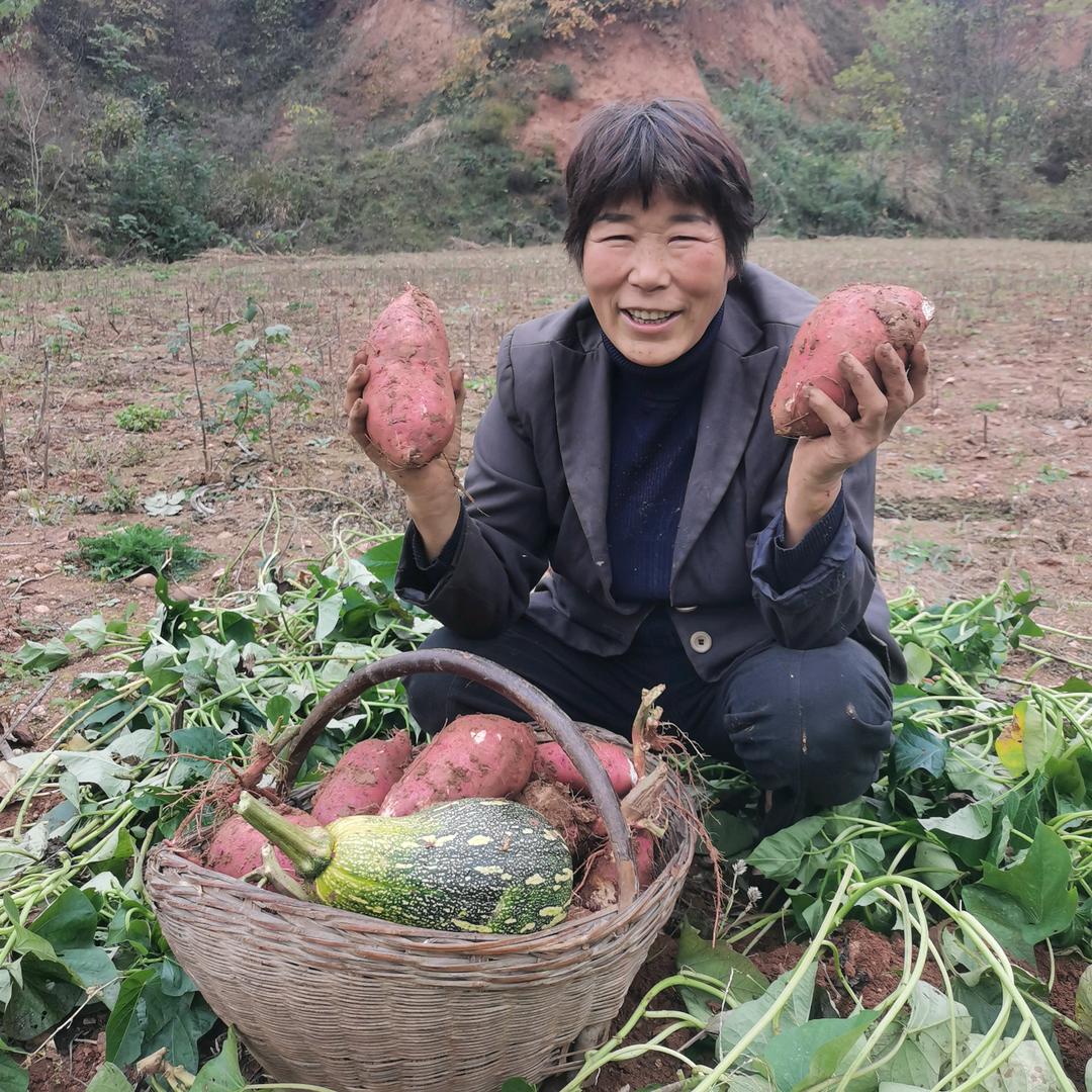 梁阿妹的大山生活