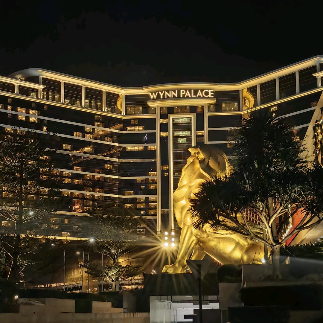 粤先生:中原加油站