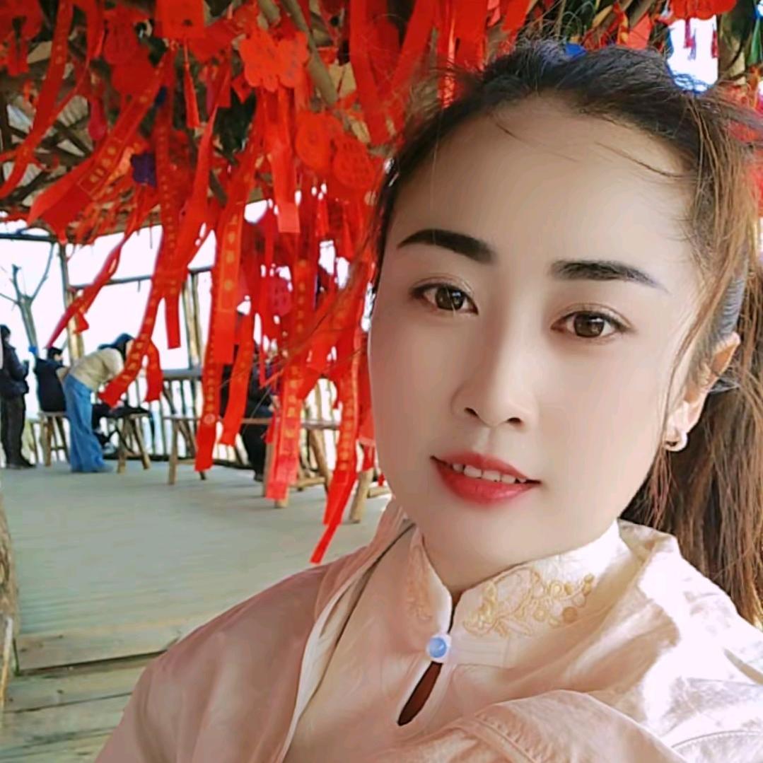 🍀浅笑不语💞