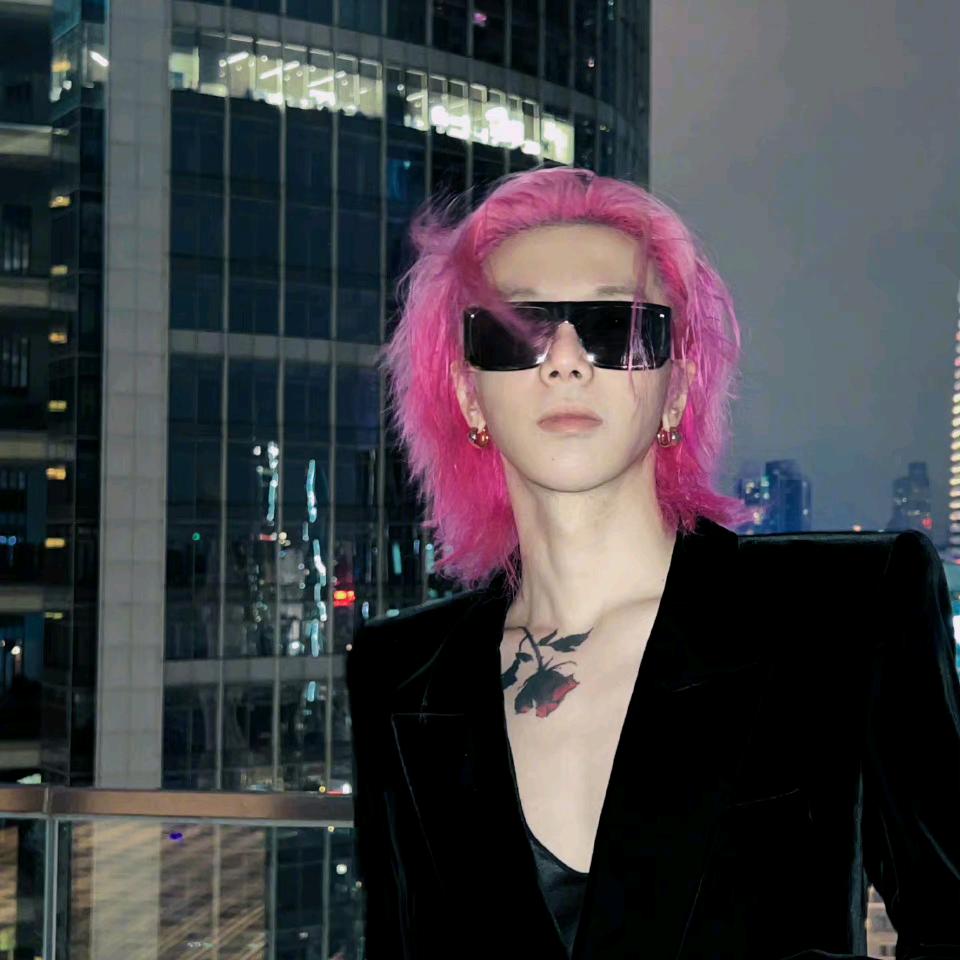 孤帆远影碧空尽