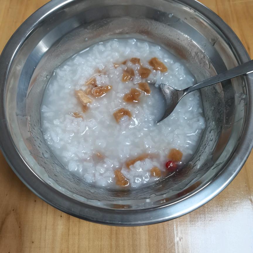 半壶茶水半支烟