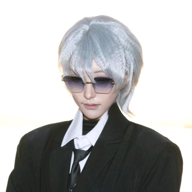 一只有魔芋爽的芝麻酥