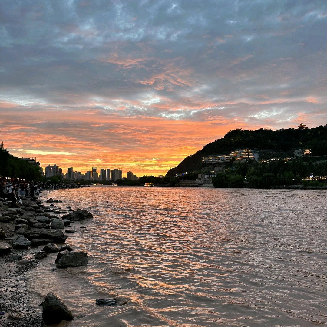 ....................