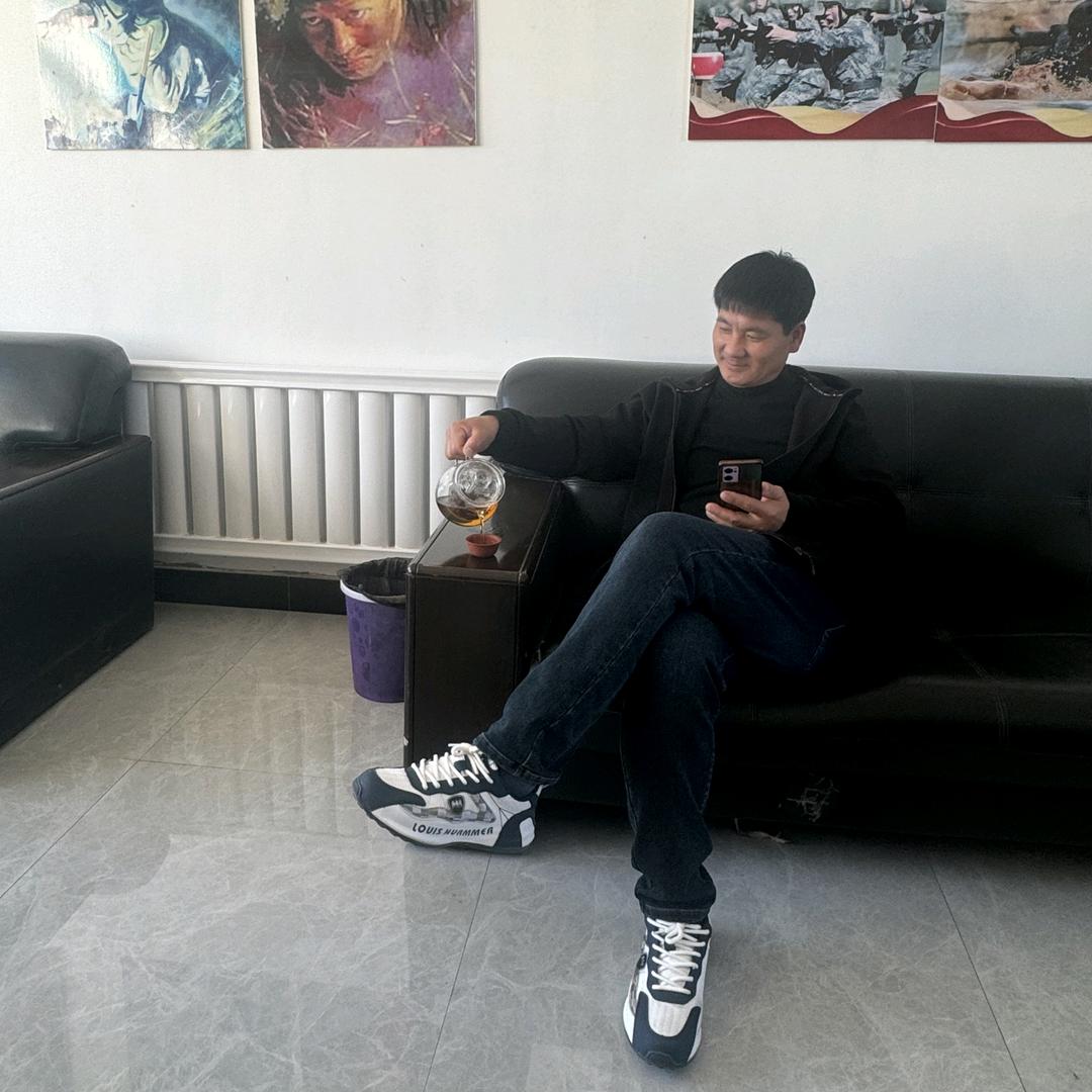 a林凡（盘锦河蟹）