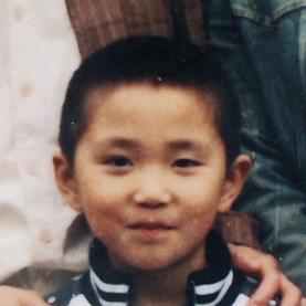 👈🏻诶 那小孩儿 过来