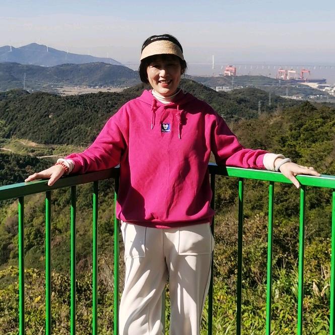 小燕子，越来越好，心想事成！