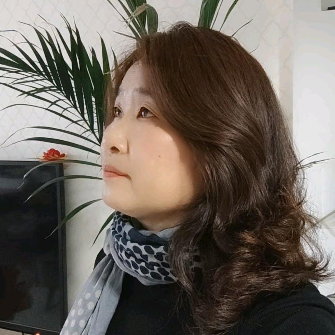 @秀荣