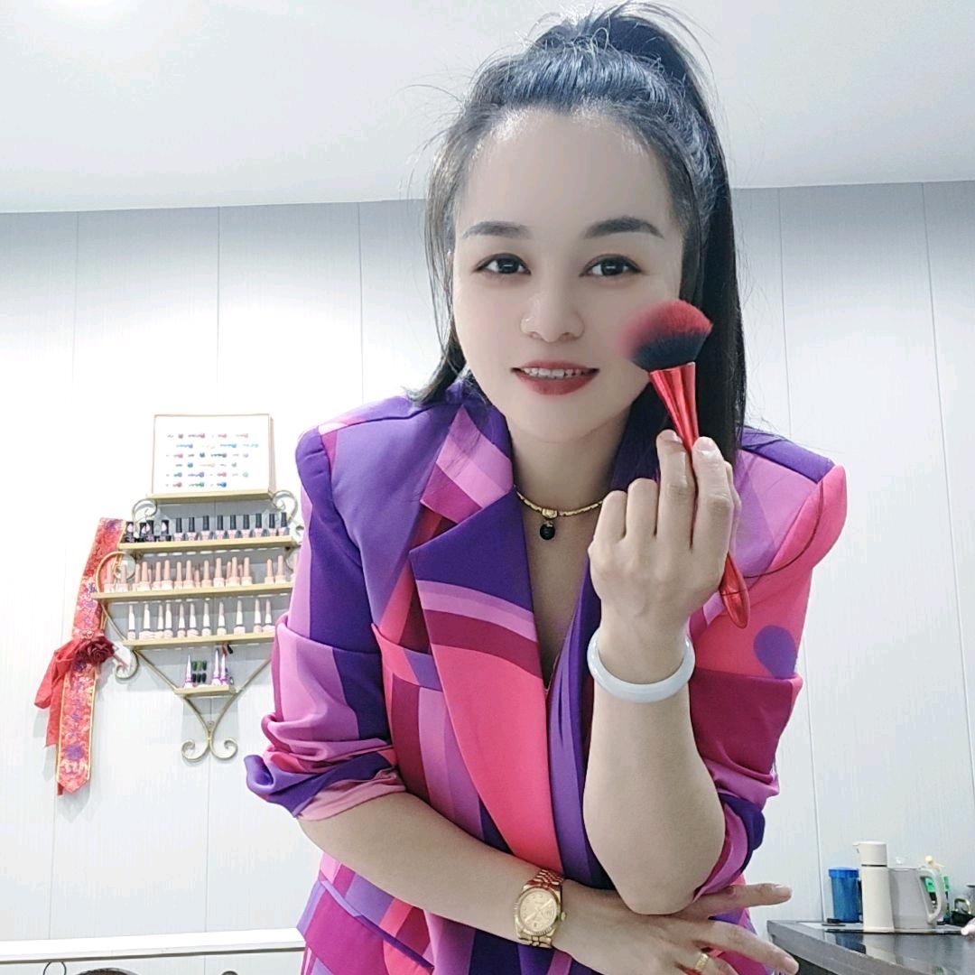 梅琳达  女神