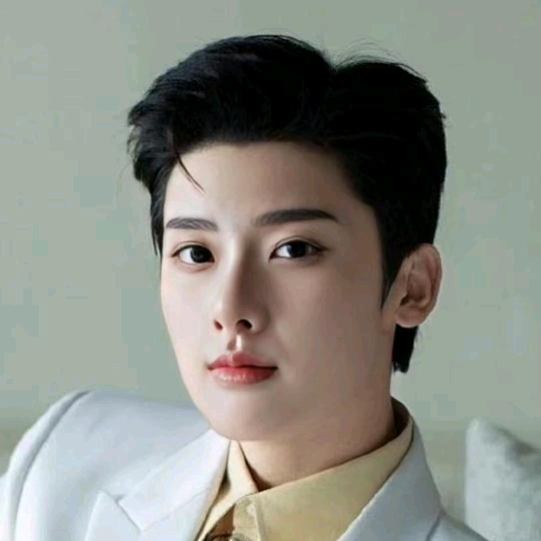 ⭐️全心👬全意⭐️