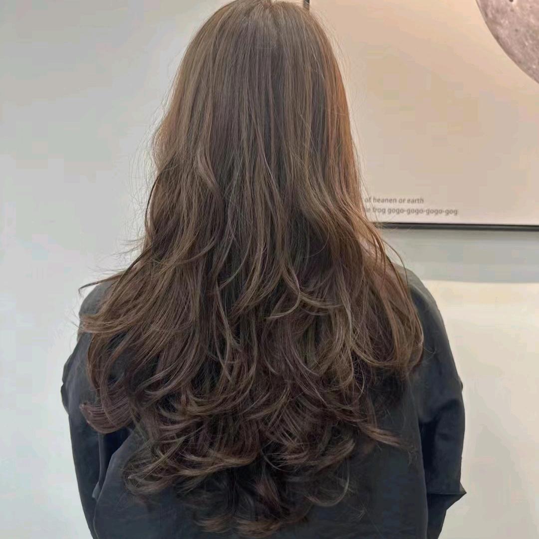 名剪免打理烫发工作室