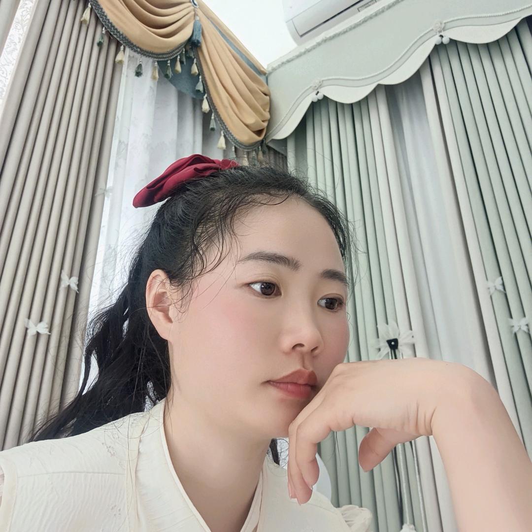 新县鸿源窗帘布艺店