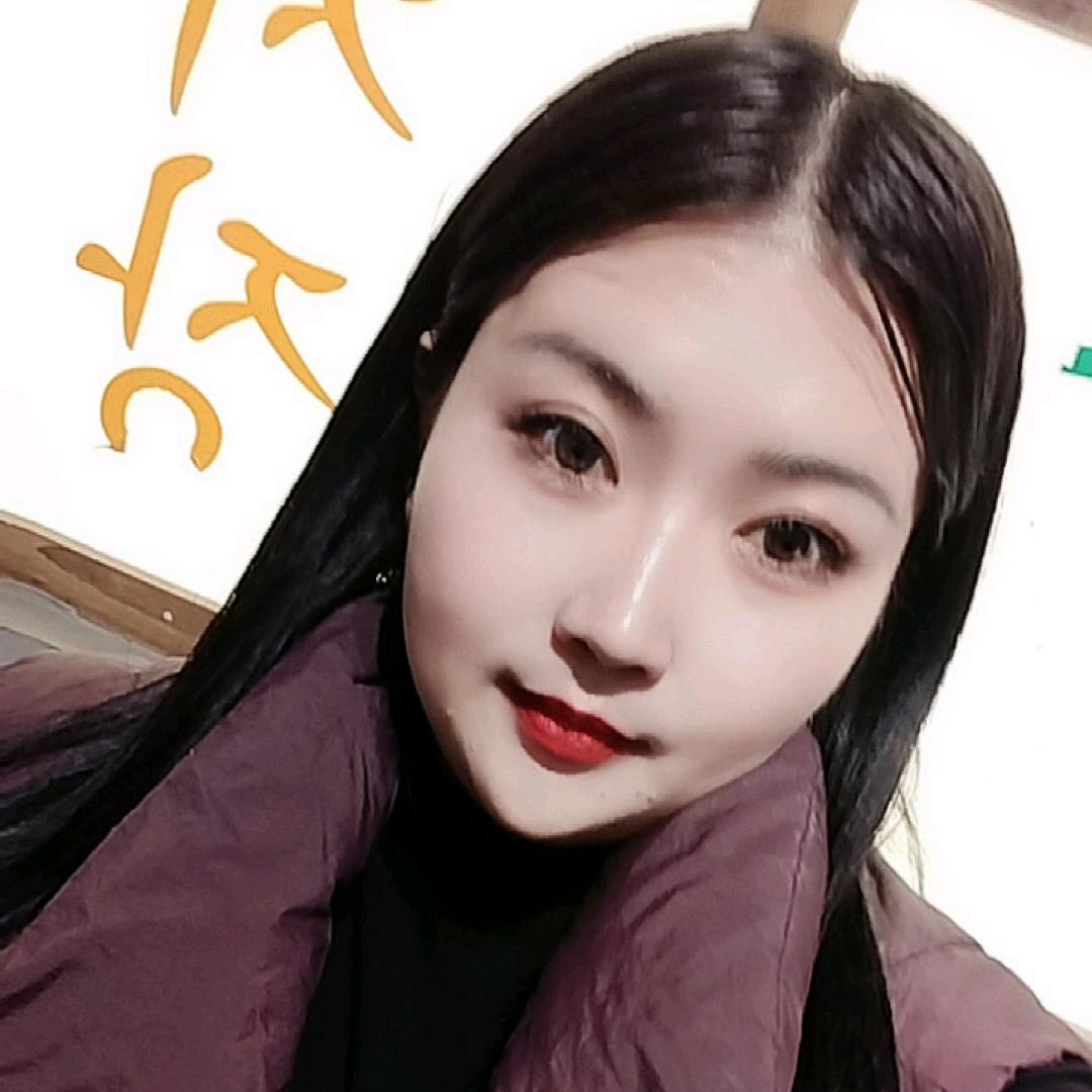 做灶台的女老师