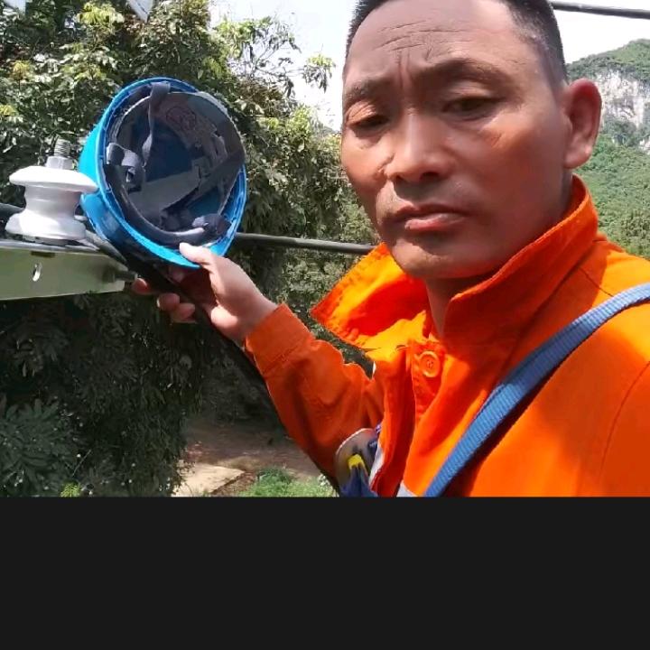 严培亮