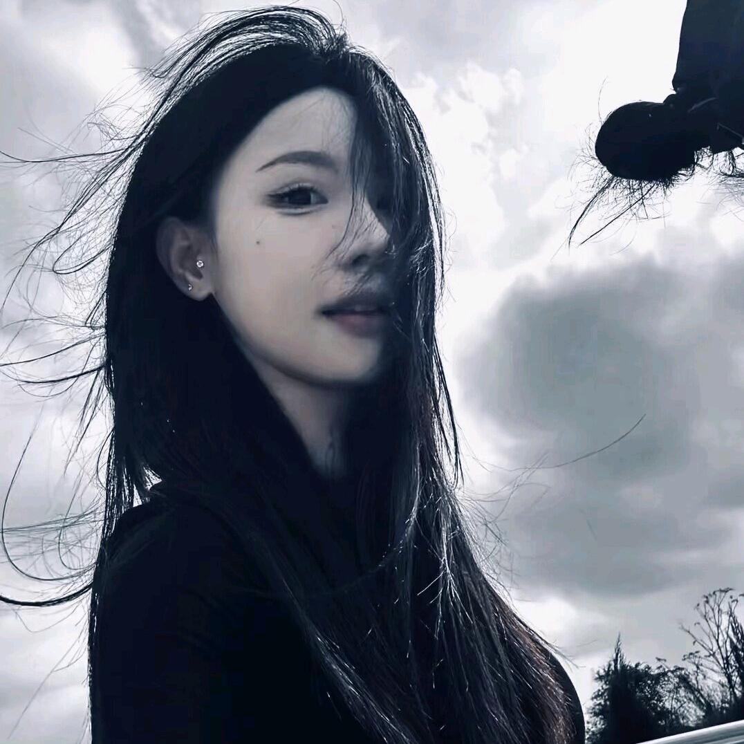小云。