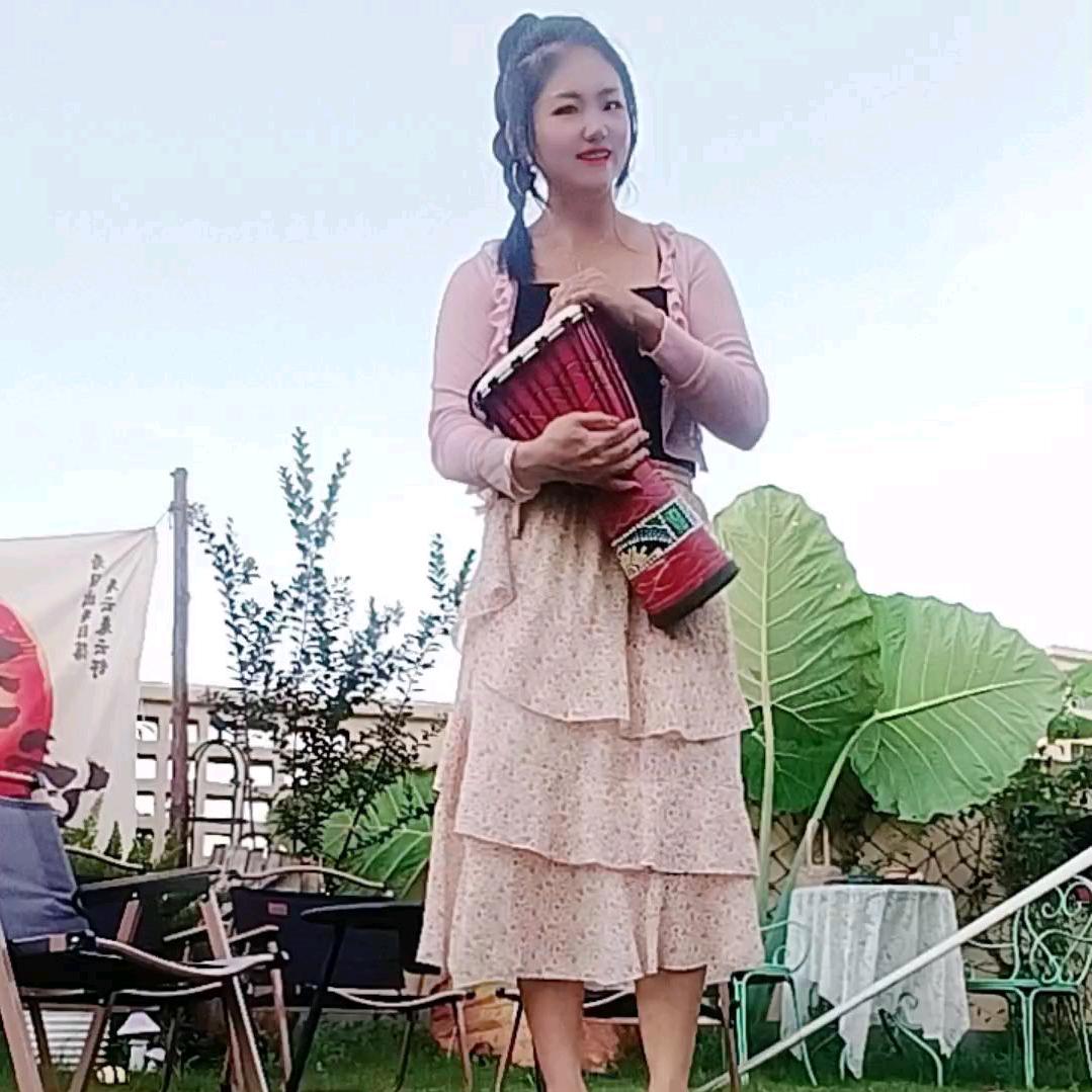 寻乌县卖新车。二手车结合的艳华