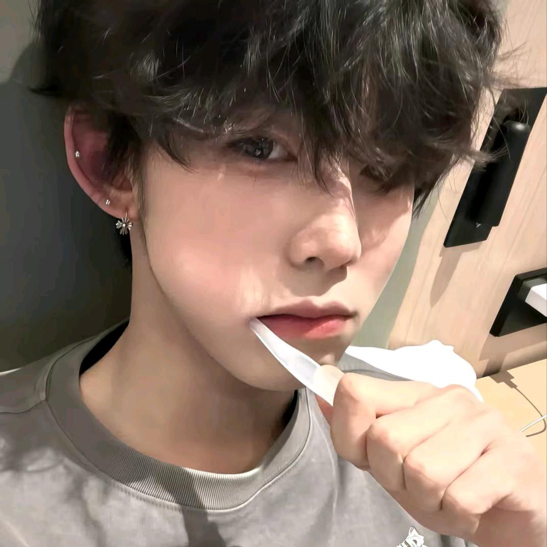 𓆡𓆝𓆟𓆜𓆞𓆟