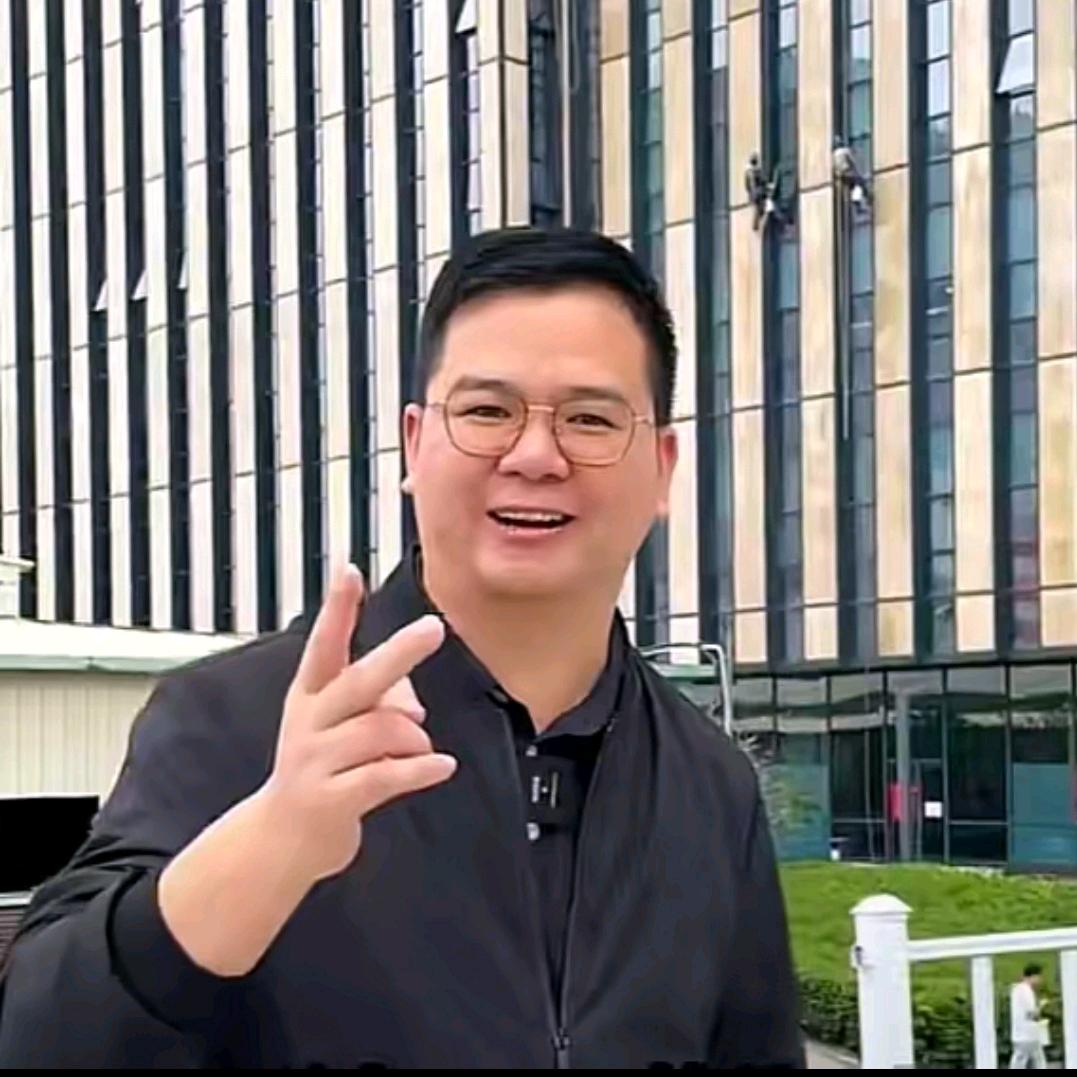 Sopami&汽车玻璃老梁（油膜清洁）