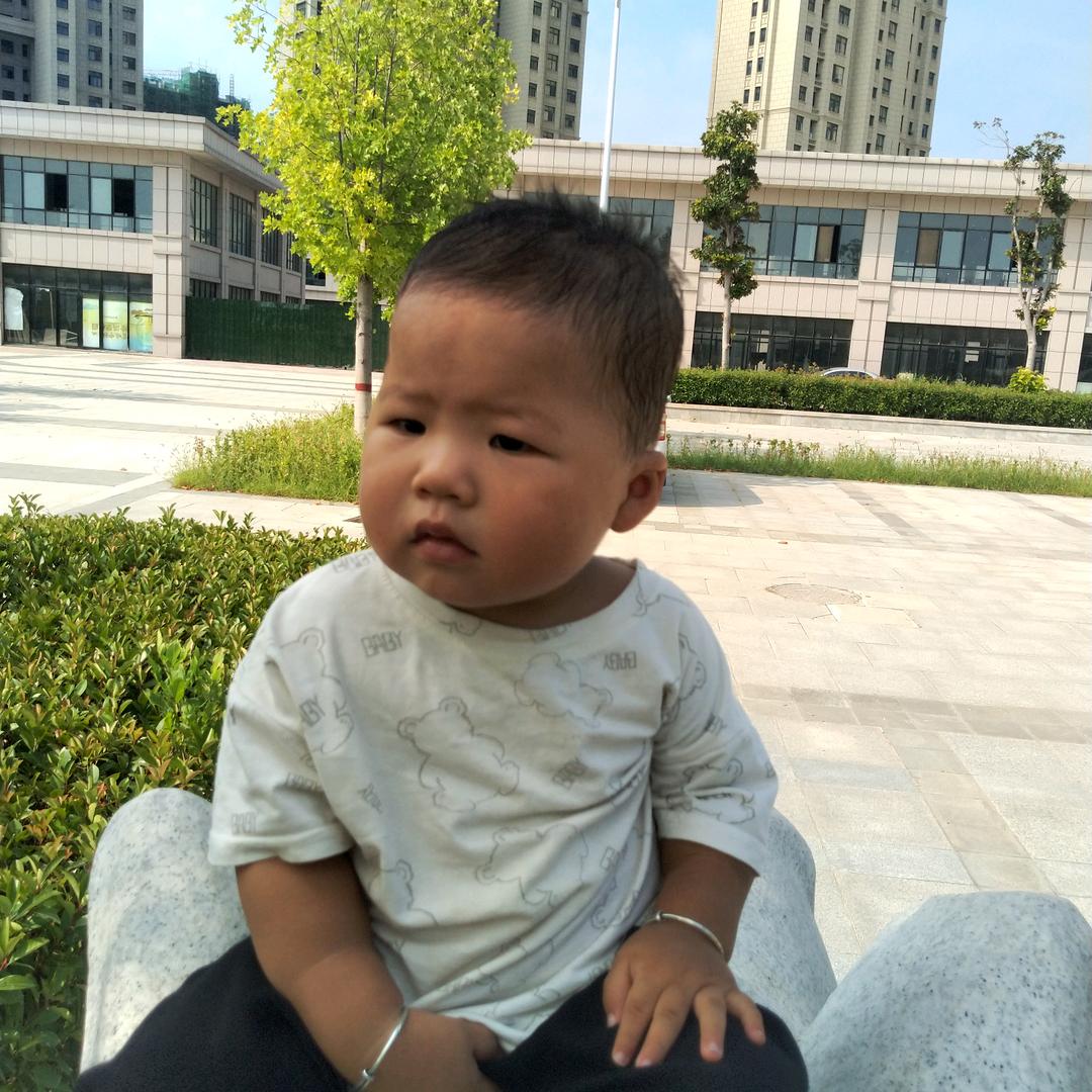 赵的好看｡◕‿◕｡