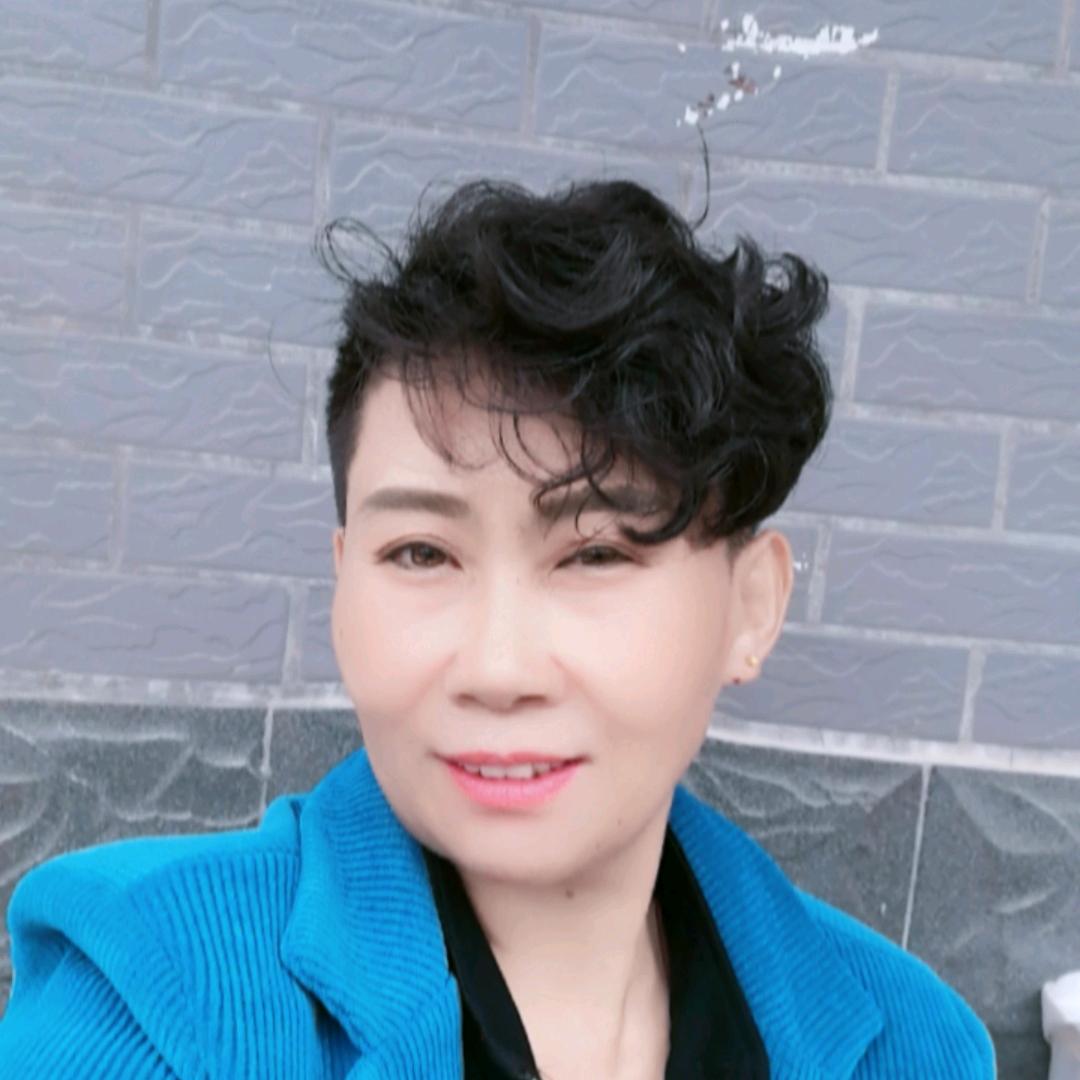 三妹摆地摊新鲜水果优质农产品🥬🍎🥒