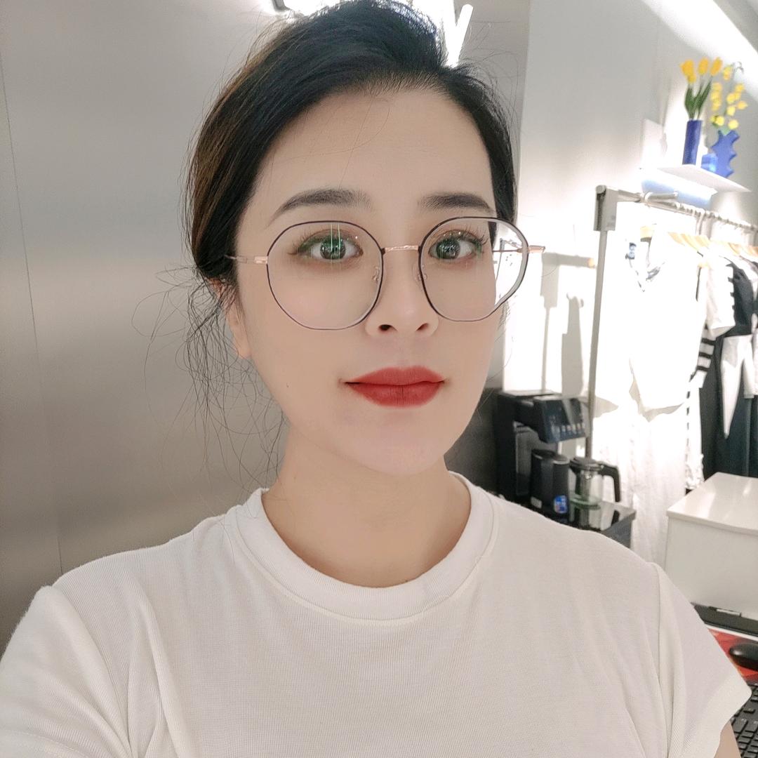 爱喝可乐🥤