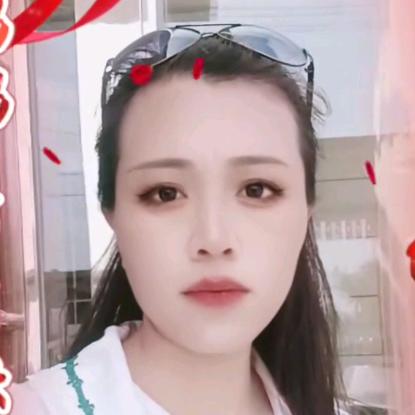 单身香姐守护四宝