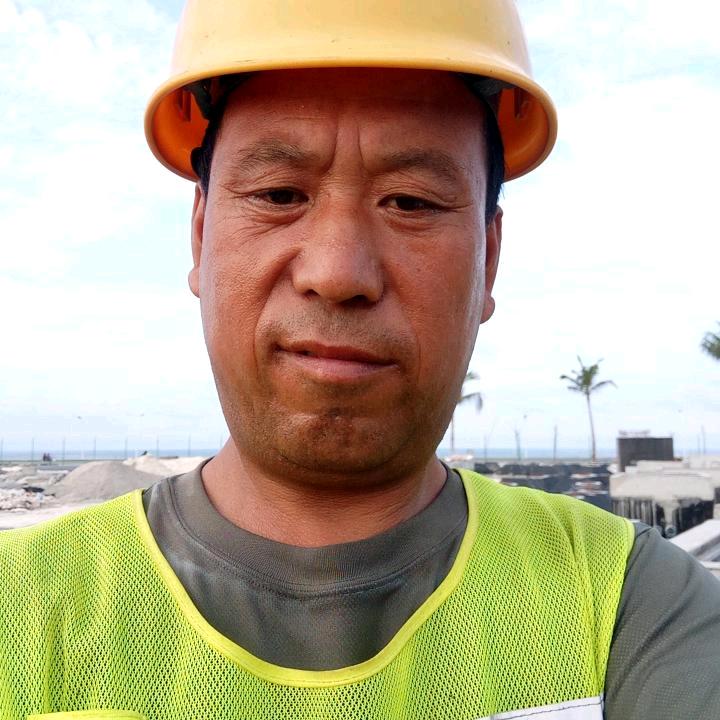 光荣劳动者，梁