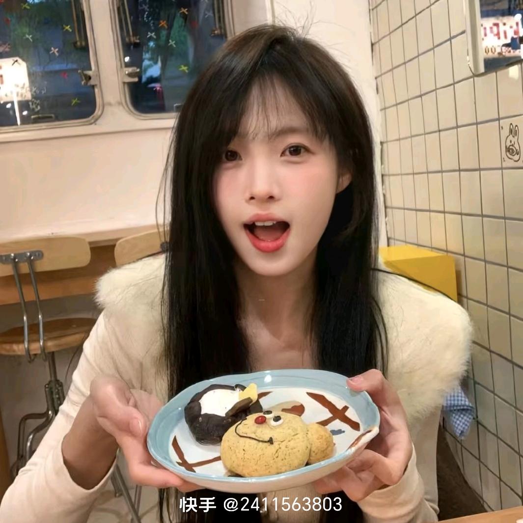 ₍˄·͈༝·͈˄*₎◞ ̑̑