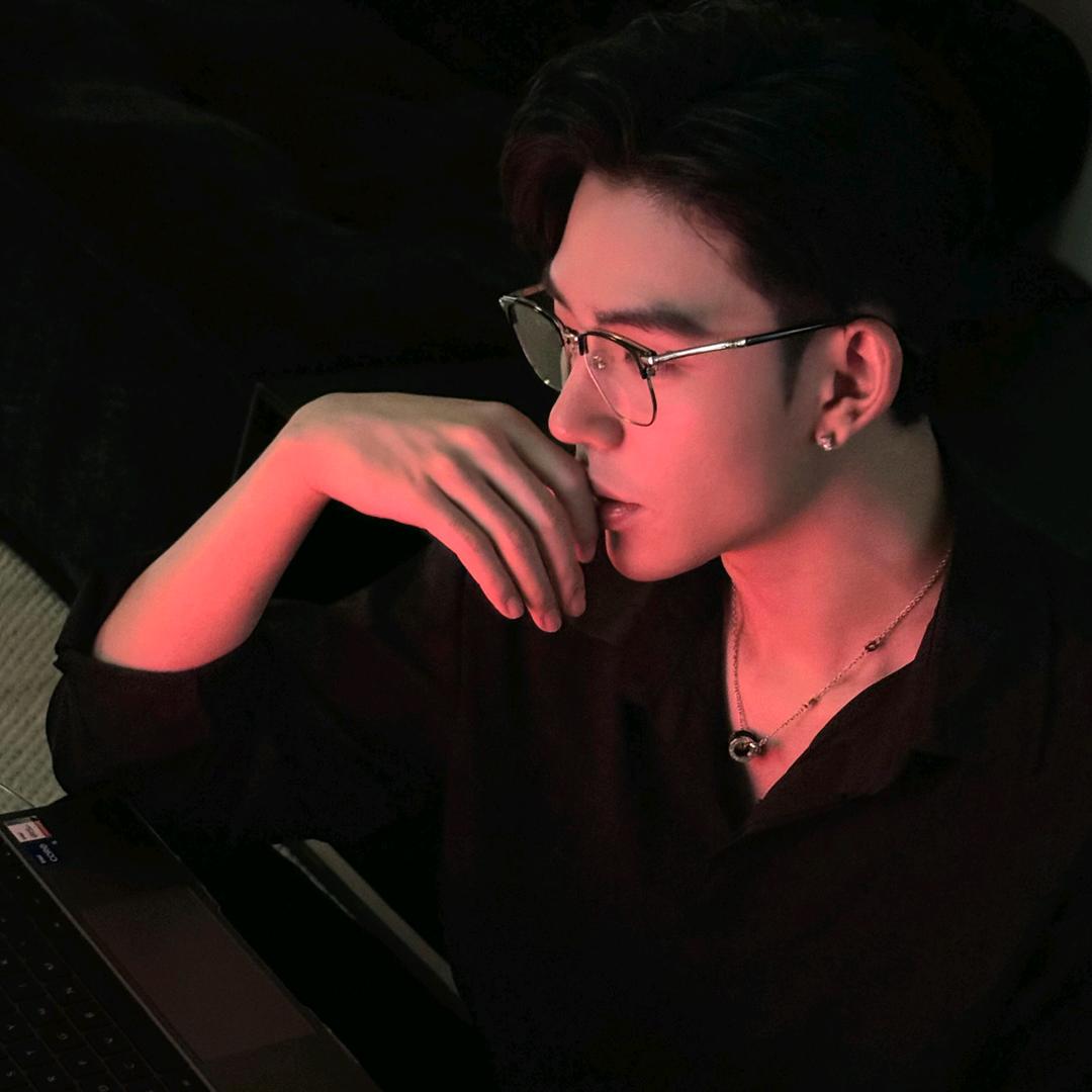 在曼联时当过足球宝贝