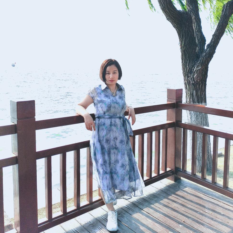 @浅陌