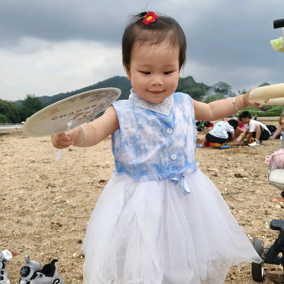 家有俩萌宝👶🏻👧🏻