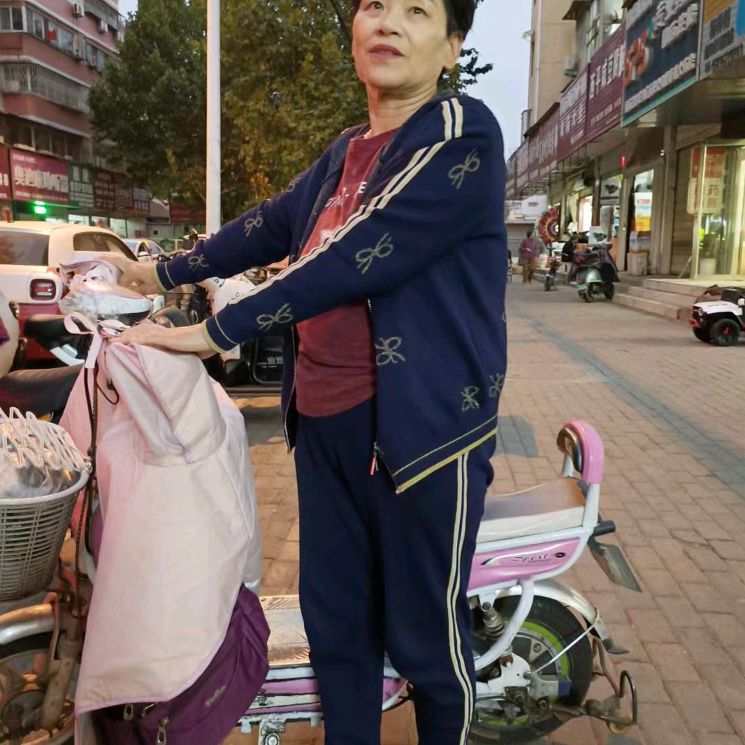 李桦