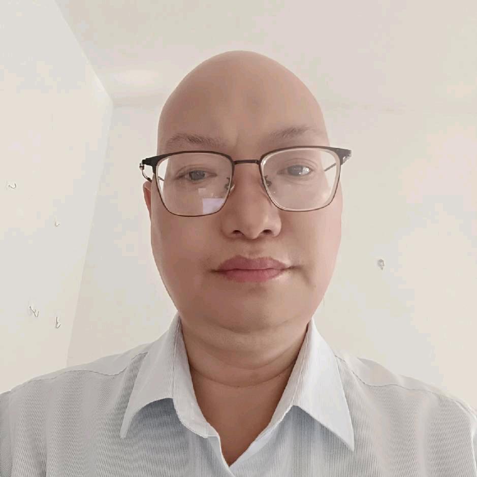 胡霖