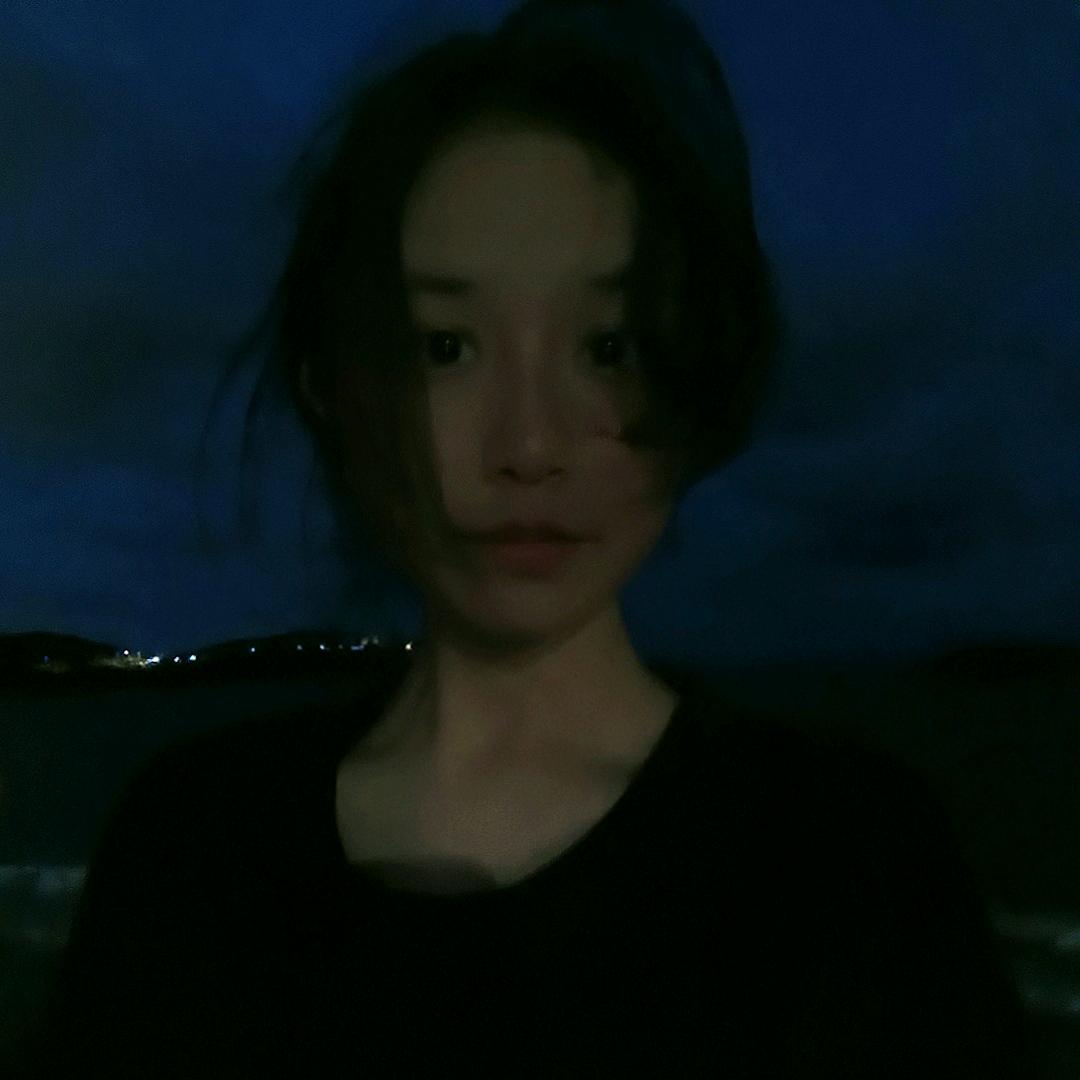 纪茹风