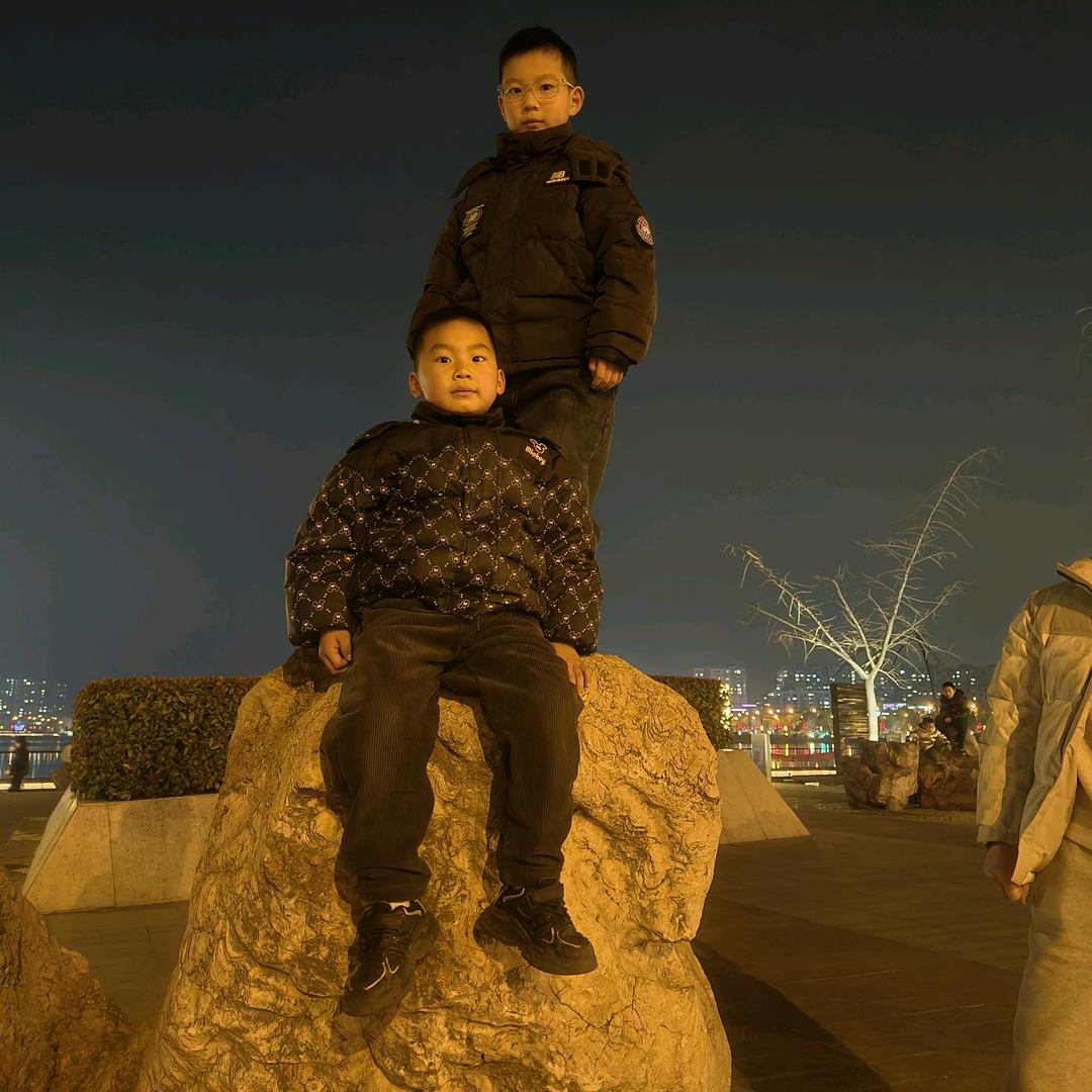 南京美阁楼梯      李康