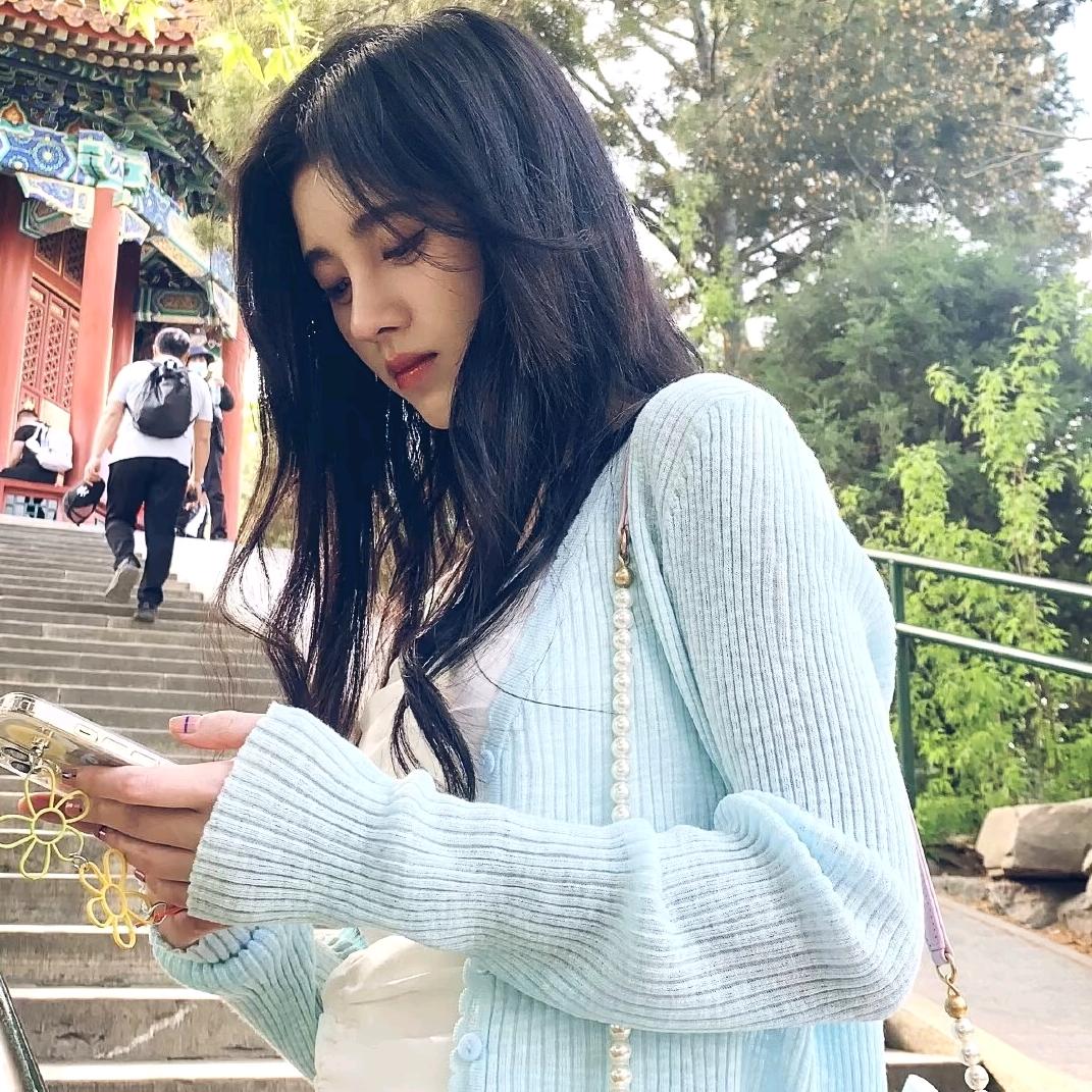 青青小祎
