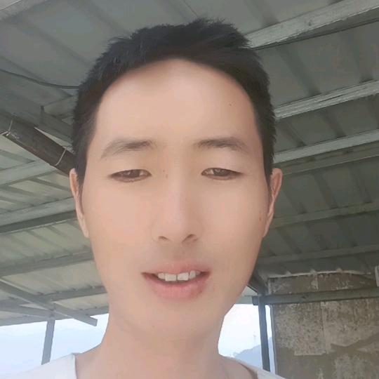 东川养羊人