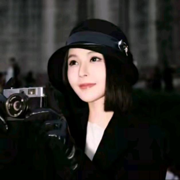 溶溶RONGRONG❤轻奢女装