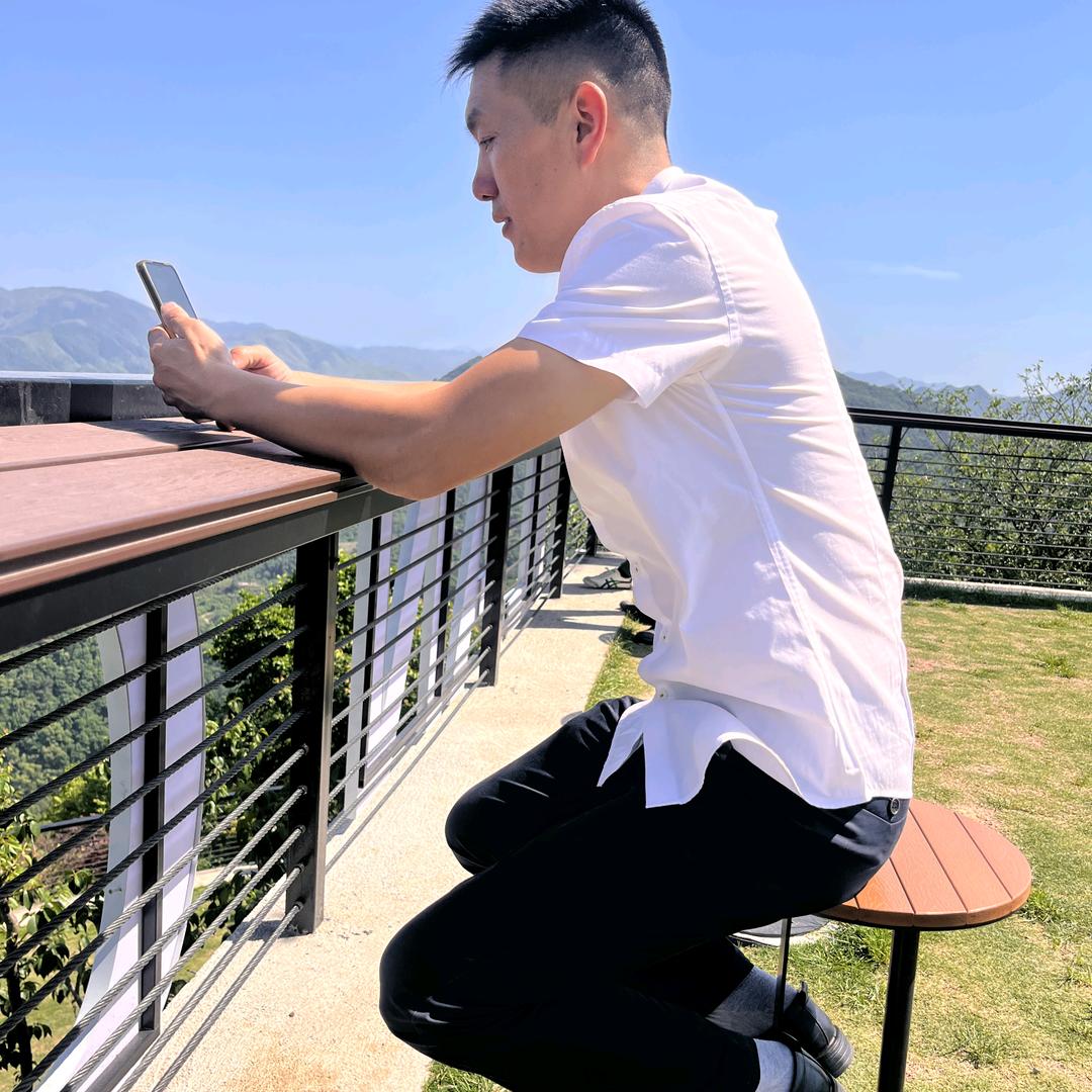 搬砖的小哥