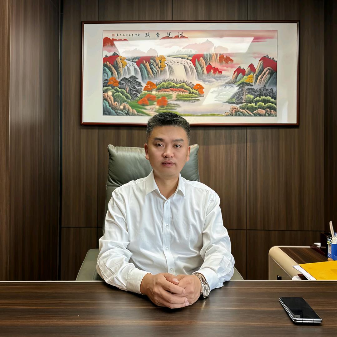 王扎根（郑州）
