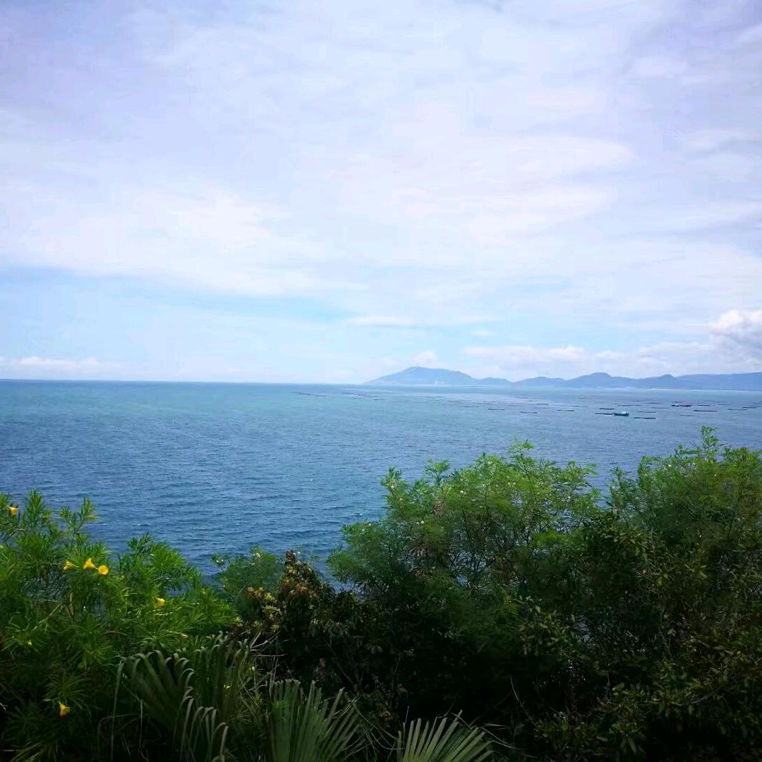 万全区孔家庄镇旋转小火锅店