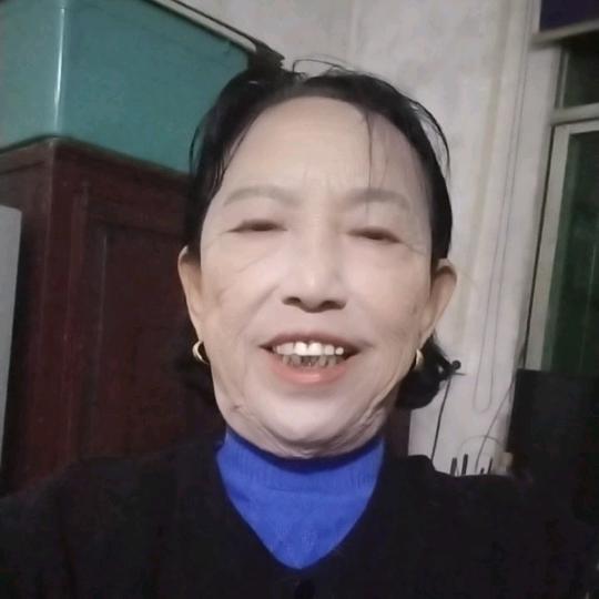 青莲优丽
