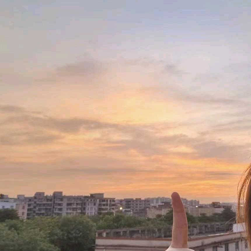 日月鼠叔😊