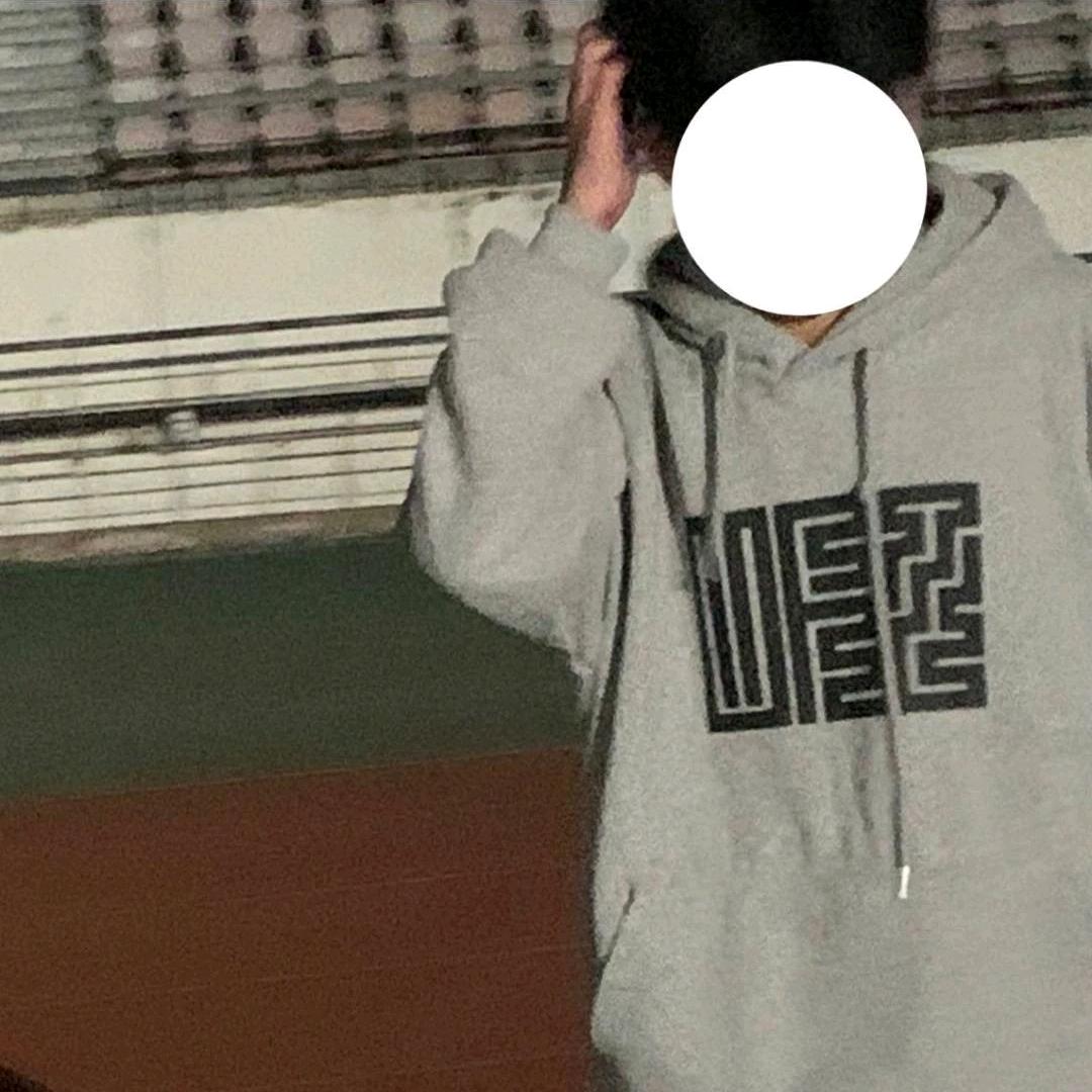 球衣搭配衬衫