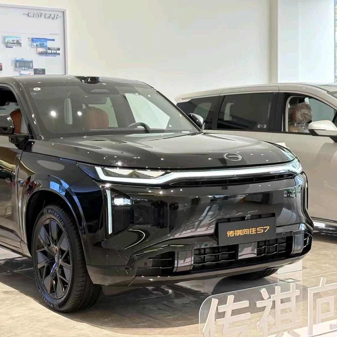 广汽传祺成都新元素-李雨阳