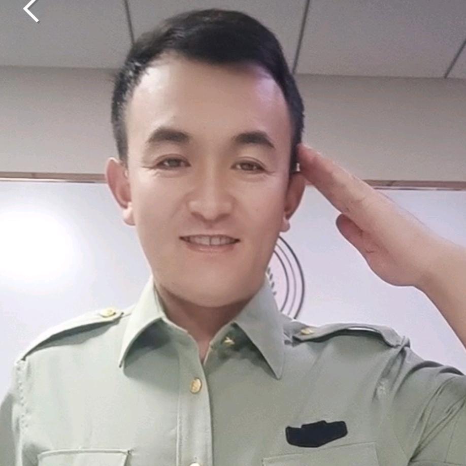 小张班长